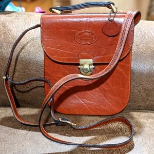 Oroton leather handbag, never used, like new!